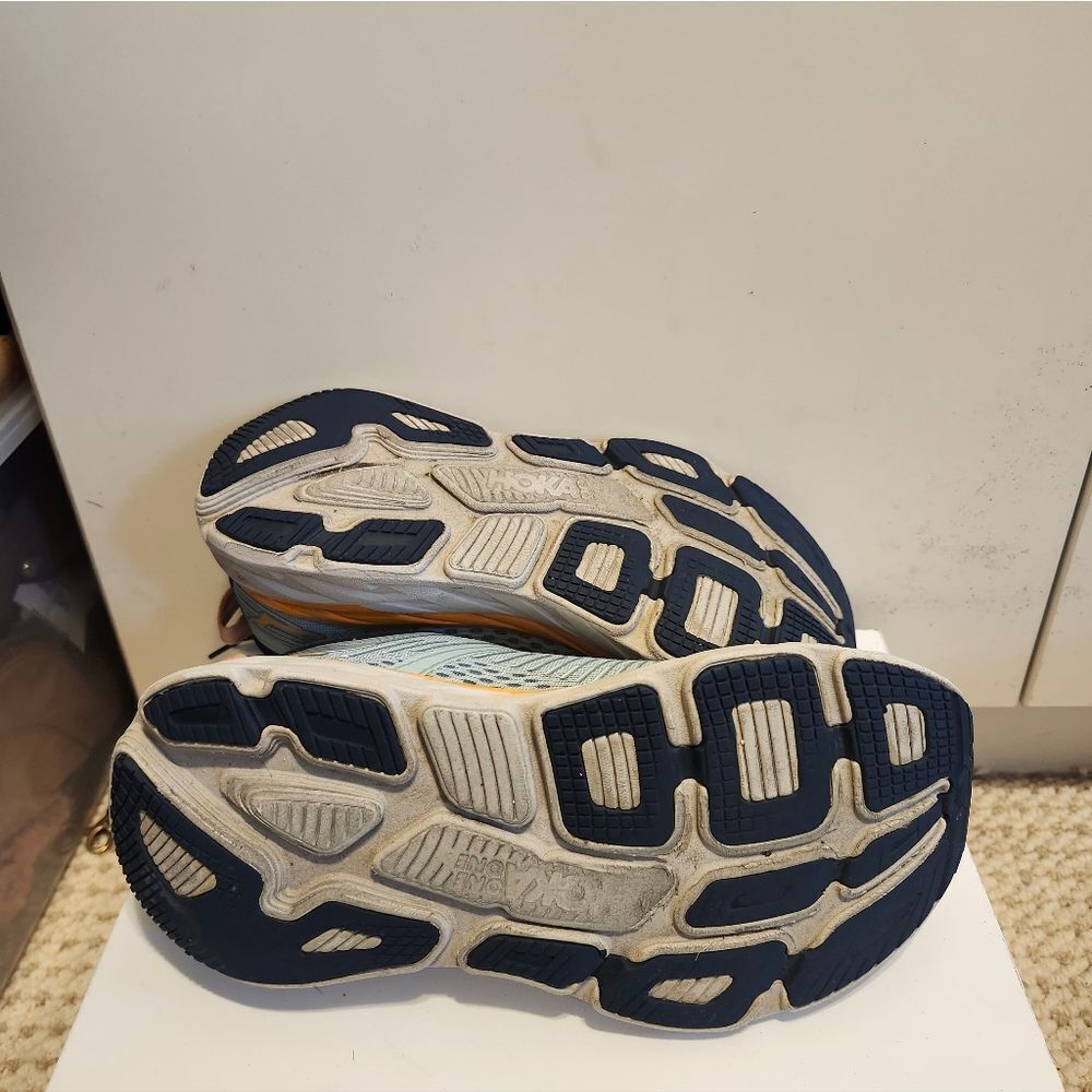 Hoka One One Bondi 7 in "Blue Haze" 1110519 BHBI Sneakers Womens Sz.7.5 Ret.$270 - Picture 10 of 10